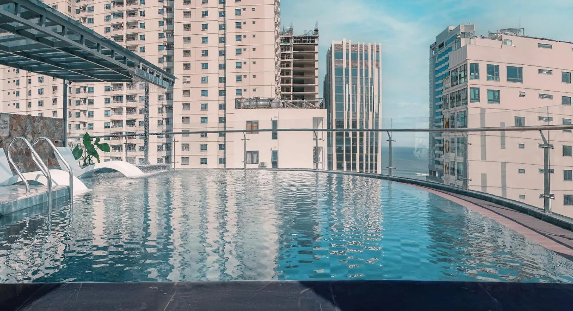 Capecia Da Nang Hotel - Capella