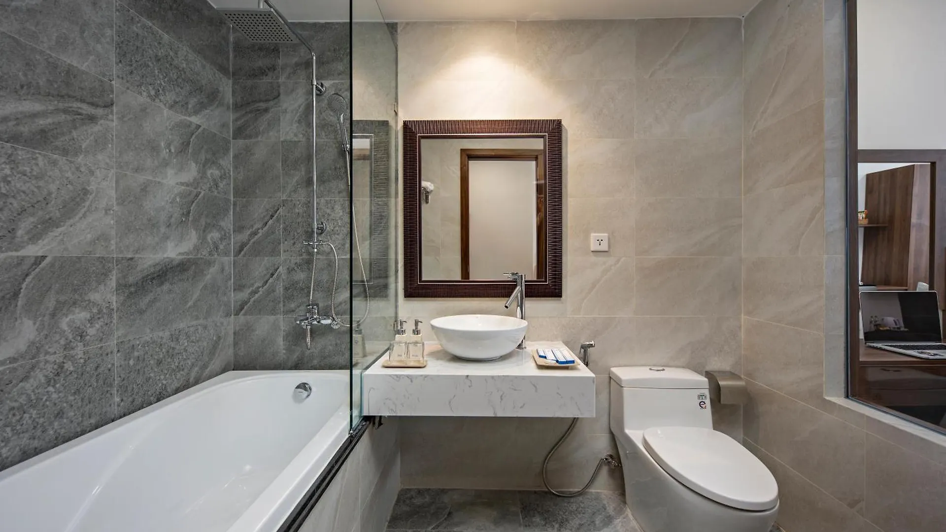 Capecia Da Nang Hotel - Capella